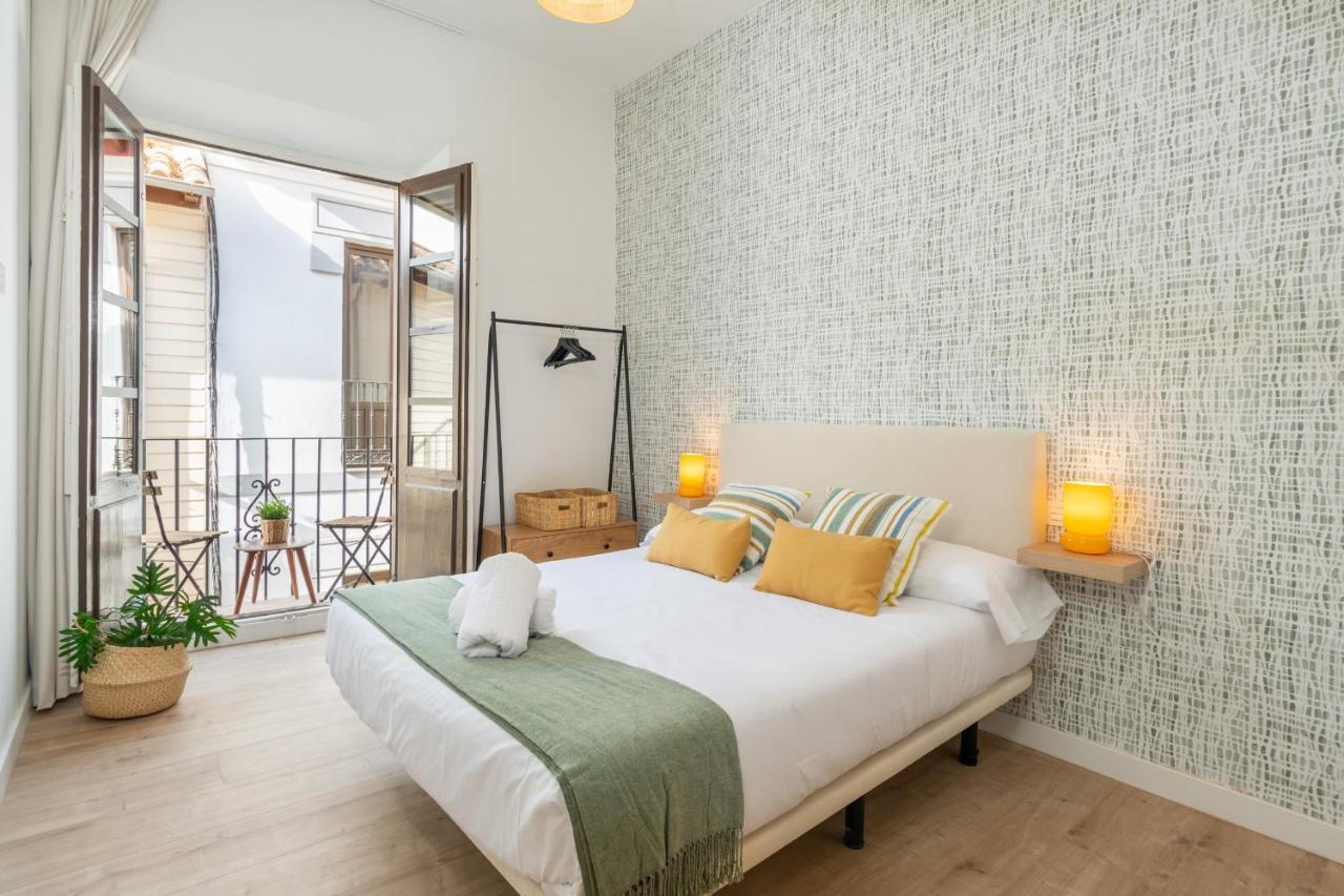 Apartamentos Luna Suites Palacio Dorita 格拉纳达 外观 照片
