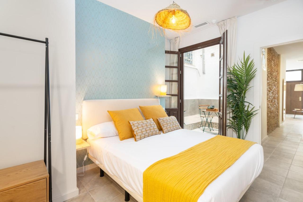 Apartamentos Luna Suites Palacio Dorita 格拉纳达 外观 照片