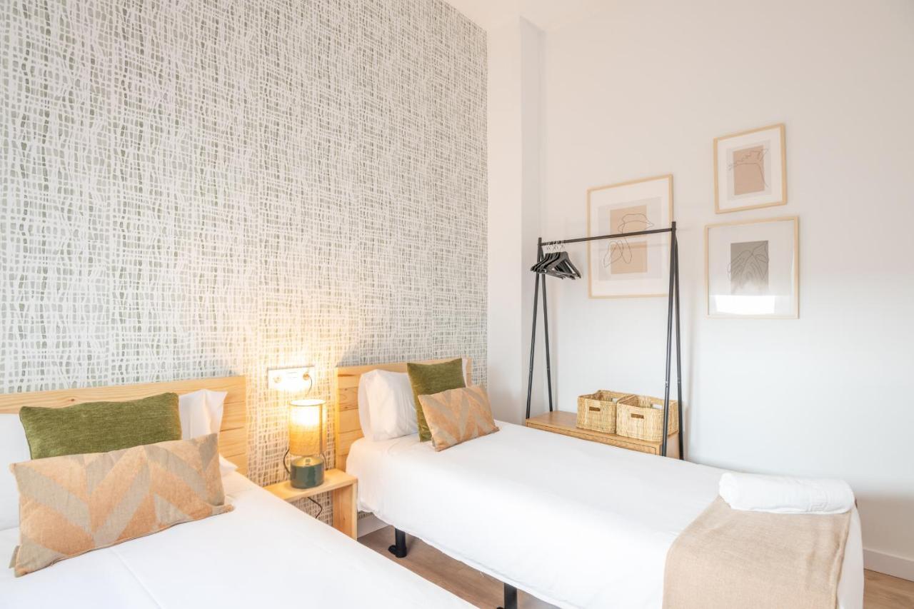 Apartamentos Luna Suites Palacio Dorita 格拉纳达 外观 照片